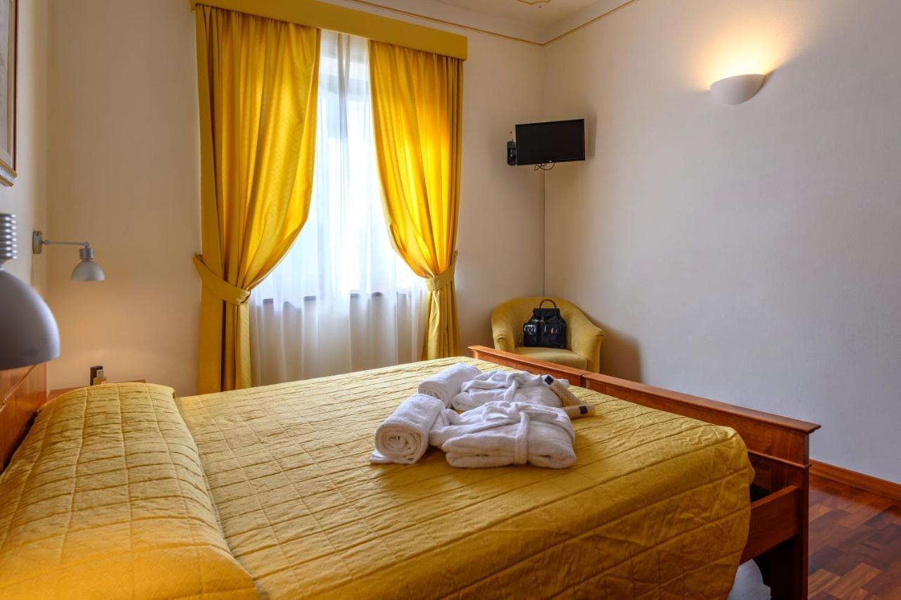Hotel Rutiliano Пиенца Экстерьер фото