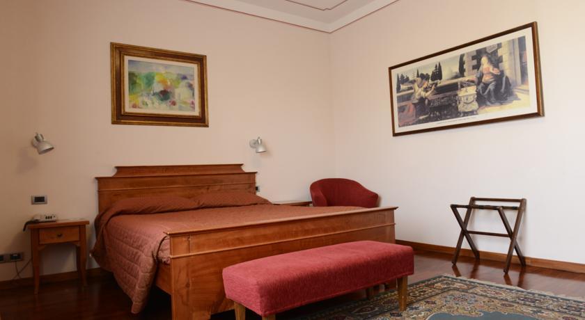 Hotel Rutiliano Пиенца Экстерьер фото