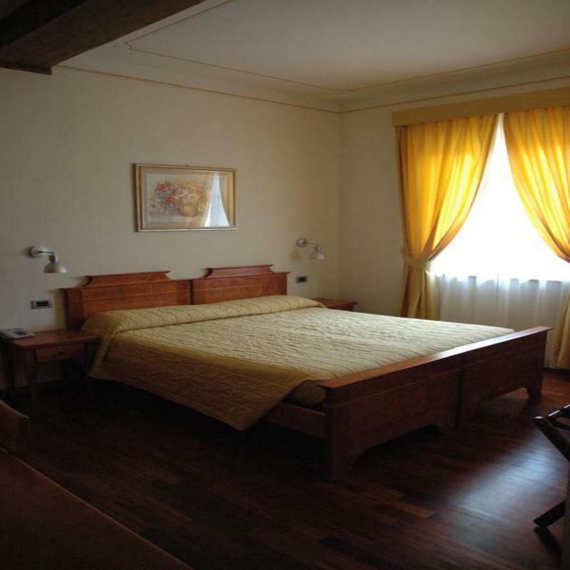 Hotel Rutiliano Пиенца Экстерьер фото